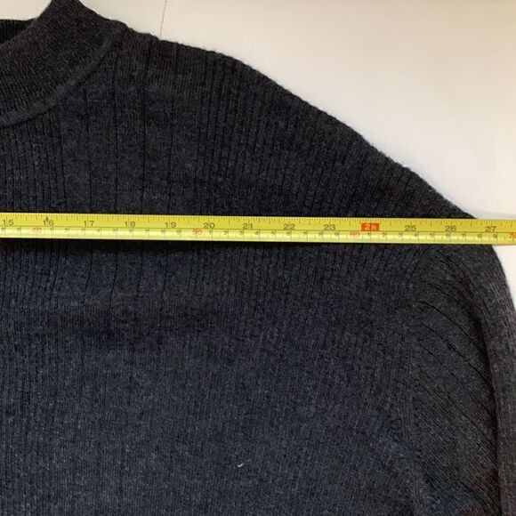 J.Ferrar Gray Merino Wool Sweater Size XL - Picture 5 of 9
